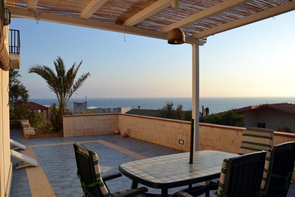 Villa Le Terrazze Sul Mare à Cava dʼAliga Extérieur photo